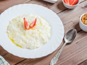 طرز تهیه فرنی