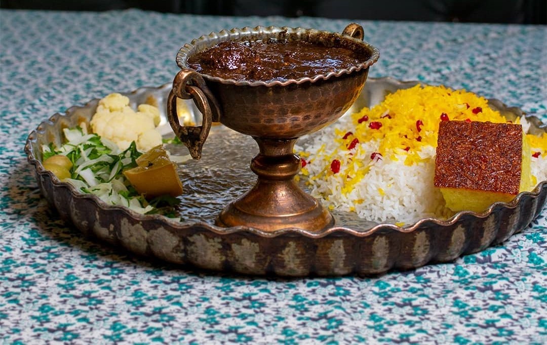 طرز تهیه فسنجون با گوشت